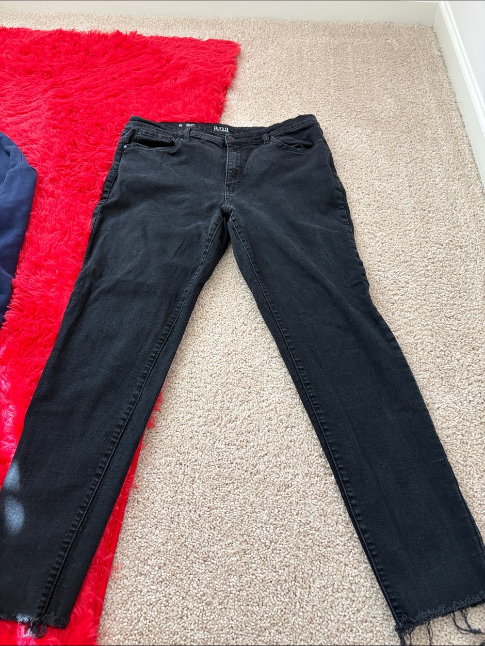 Black Skinny Jeans